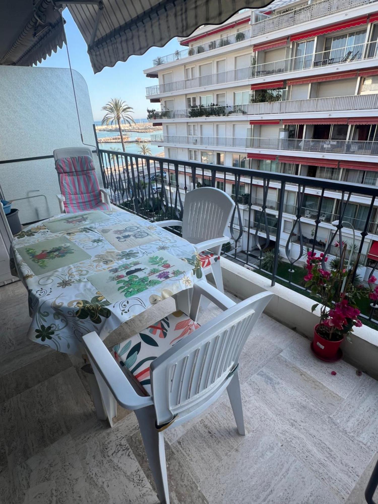 Residence Mona Lisa Bord De Mer Menton Eksteriør bilde